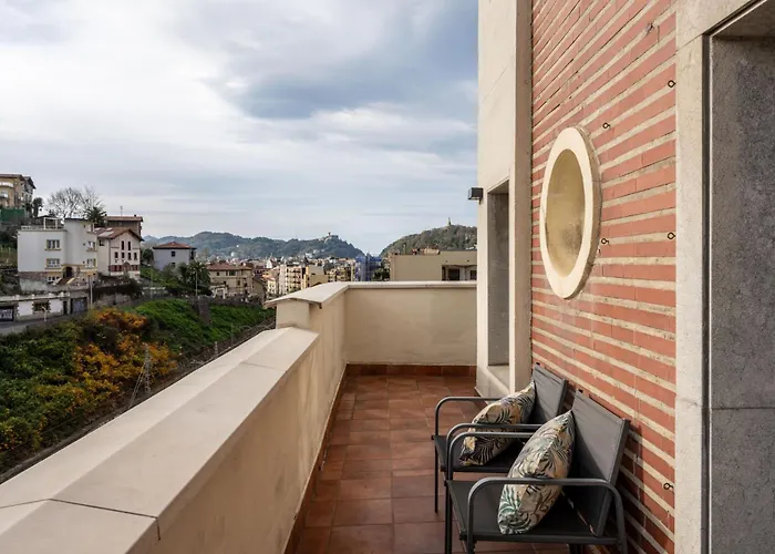 Brightline Penthouse By アパート *